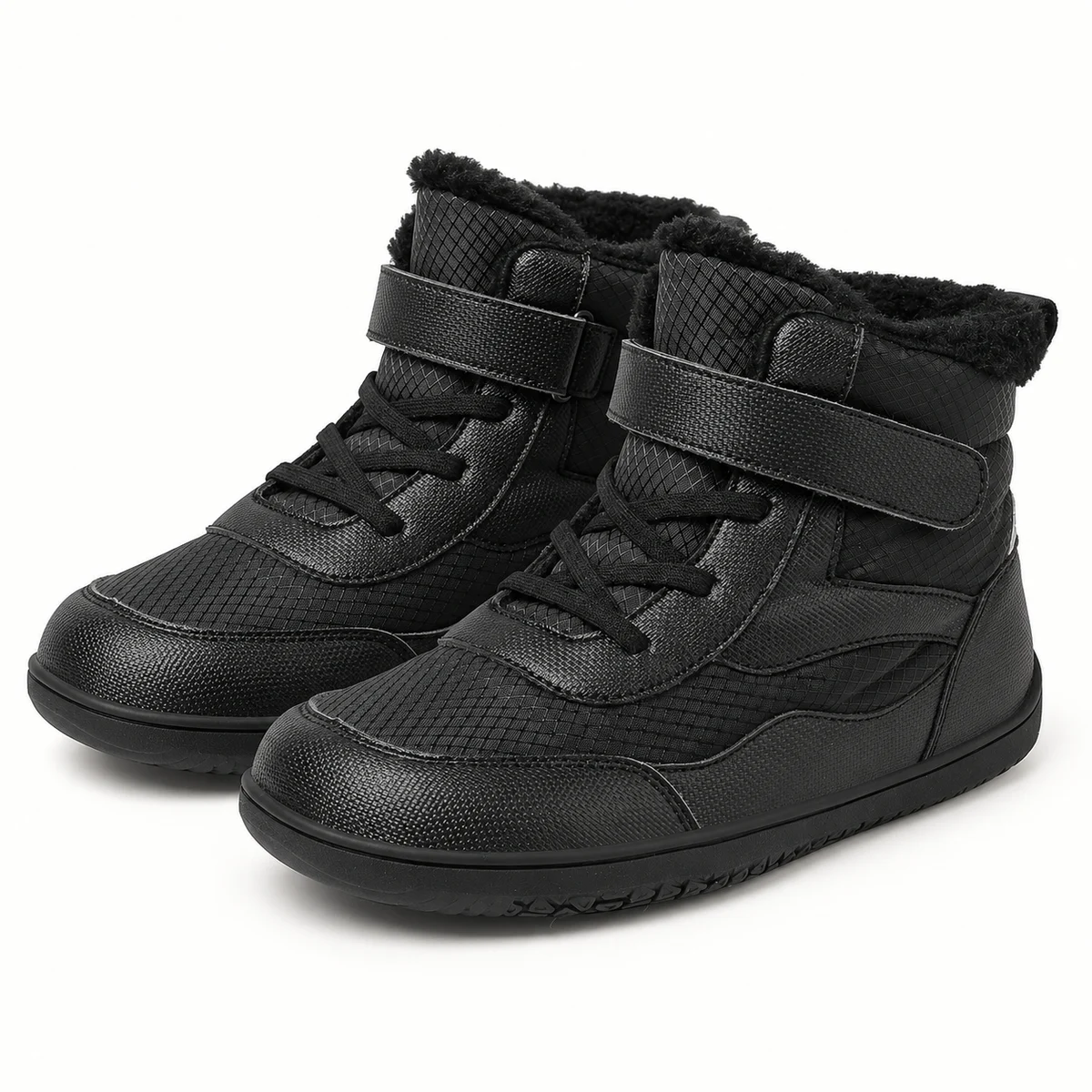 Bottines garçon noires fourrées avec scratch et lacets pour hiver