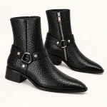 Bottines hommes noires avec relief reptile et boucle élégante