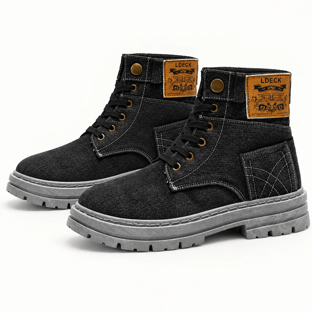 Bottines homme noires en toile à lacets vue de face