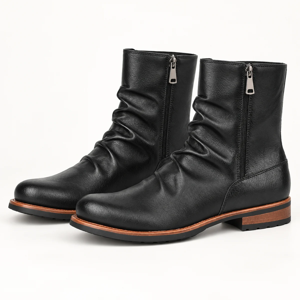 Bottines homme noires plissées avec zip et bordure marron vue de face
