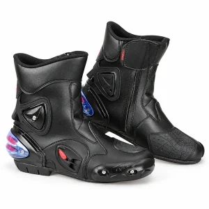 Bottines mixtes noires avec panneaux stylés et détails rouges tendance