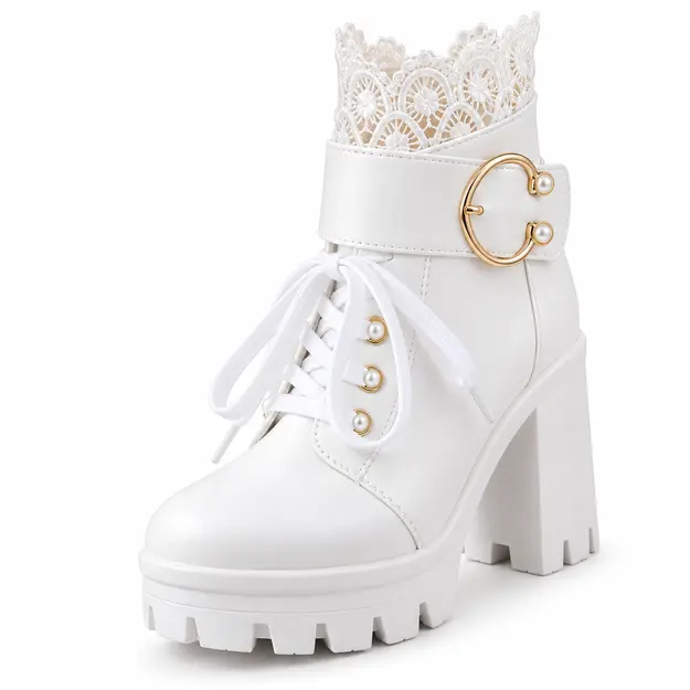 bottines plateforme femme a lacets style lolita blanc vue de trois quarts sur fond blanc 45086
