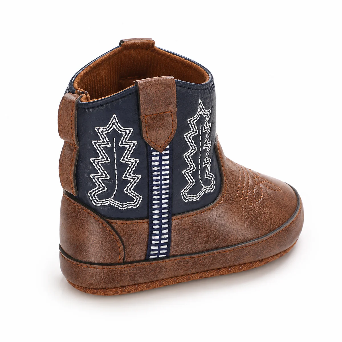 Détails des bottines western bébé fille avec broderies et fermeture scratch