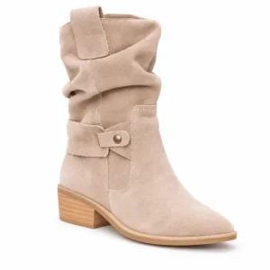bottines western femme a petit talon abricot tige courte vue de trois quarts sur fond blanc 45118