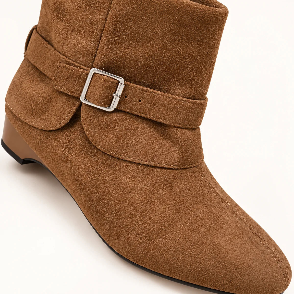 Chaussures western femme marron en daim à bride tendance
