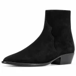 Bottines western homme noires veloutées avec bout effilé en vue de profil